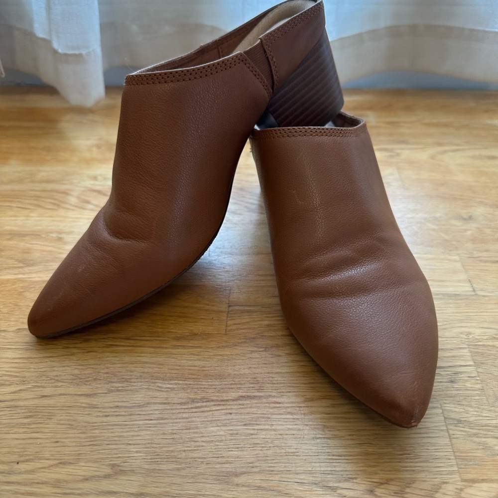 Clark’s Brown Leather Women's Mules